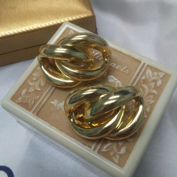 Christian Dior Lg Vintage Chain-Link Earrings - Picture 3 of 8